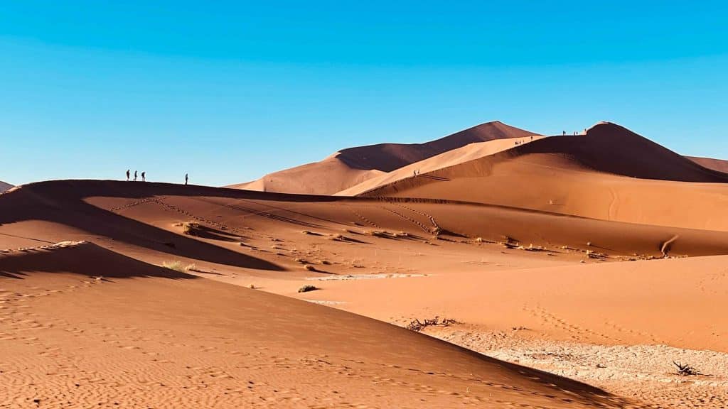 Sossusvlei - desert and sand dunes