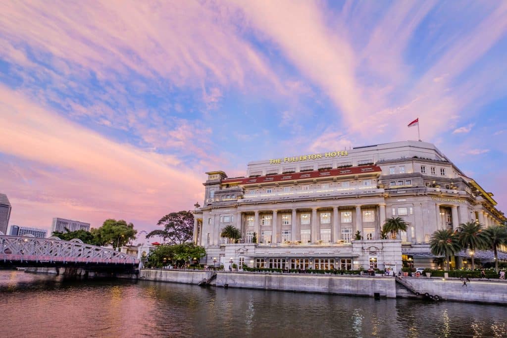 The Fullerton Hotel Singapore - exterior - Evening Sky